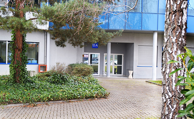 Entr&eacute;e du cabinet